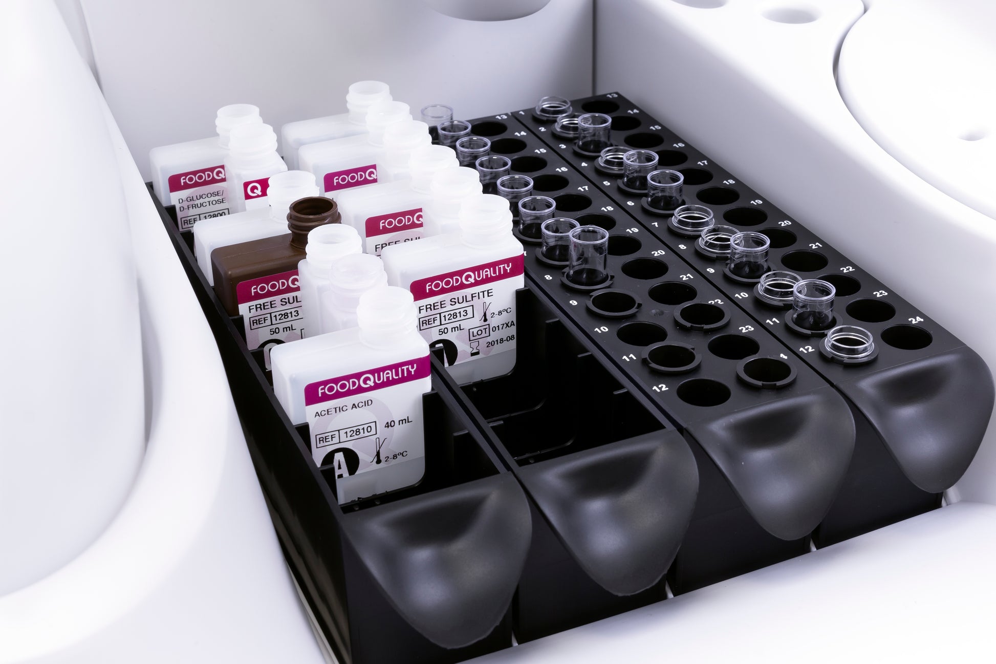 Y15 Automatic Analyzer Cuvettes and Reagent Kits